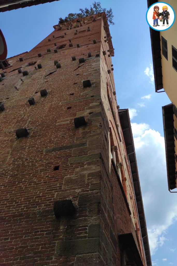 Torre Guinigi de Lucca (Italia)